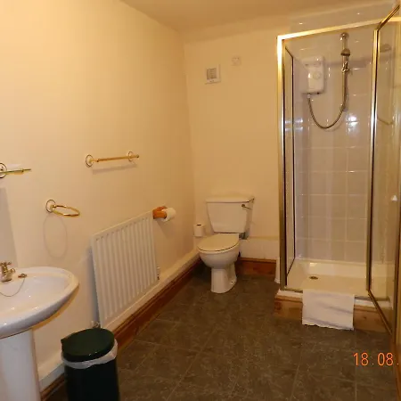 Studio Restaurant & Hotel 3*